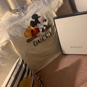 New Never Worn Disney x Gucci oversized Tee